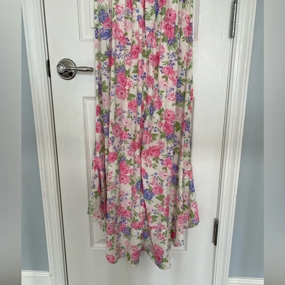 NWT Floral Smocked Puff Sleeve Midi Dress - Picture 8 of 16